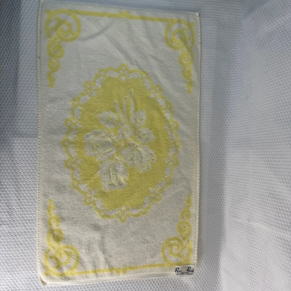 Vintage Rosa Reale Italy Cotton Hand Towels Set of 2 Yellow White Floral Rose